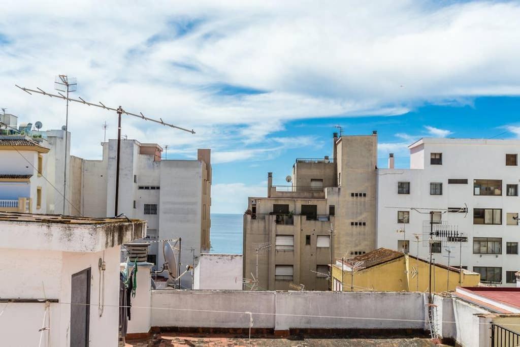 Descanso y diversión en pleno centro de Almuñécar Esterno foto